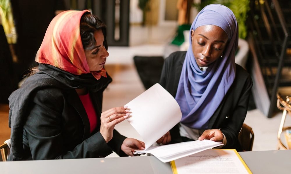 Muslim writers developing authentic editorial voices