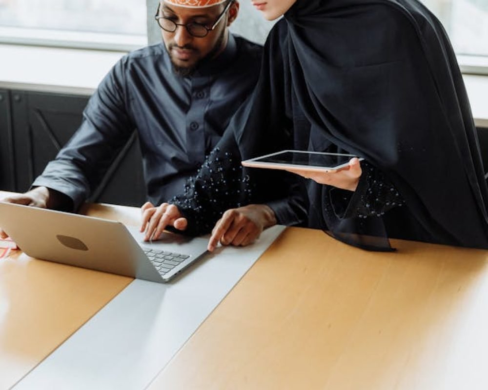 Editorial mentorship for Muslim storytellers